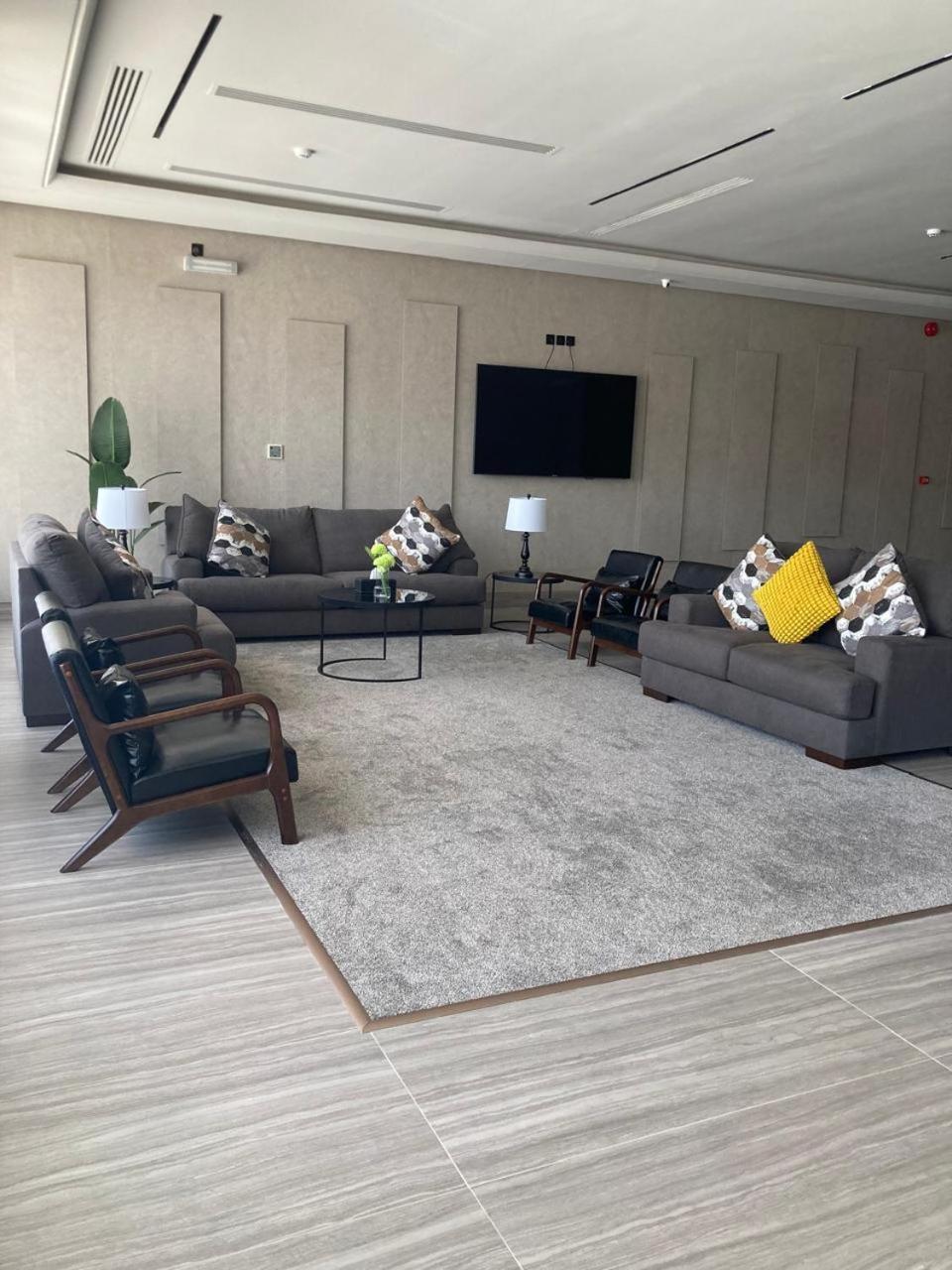 Land Walk Al Aqiq Riade Exterior foto